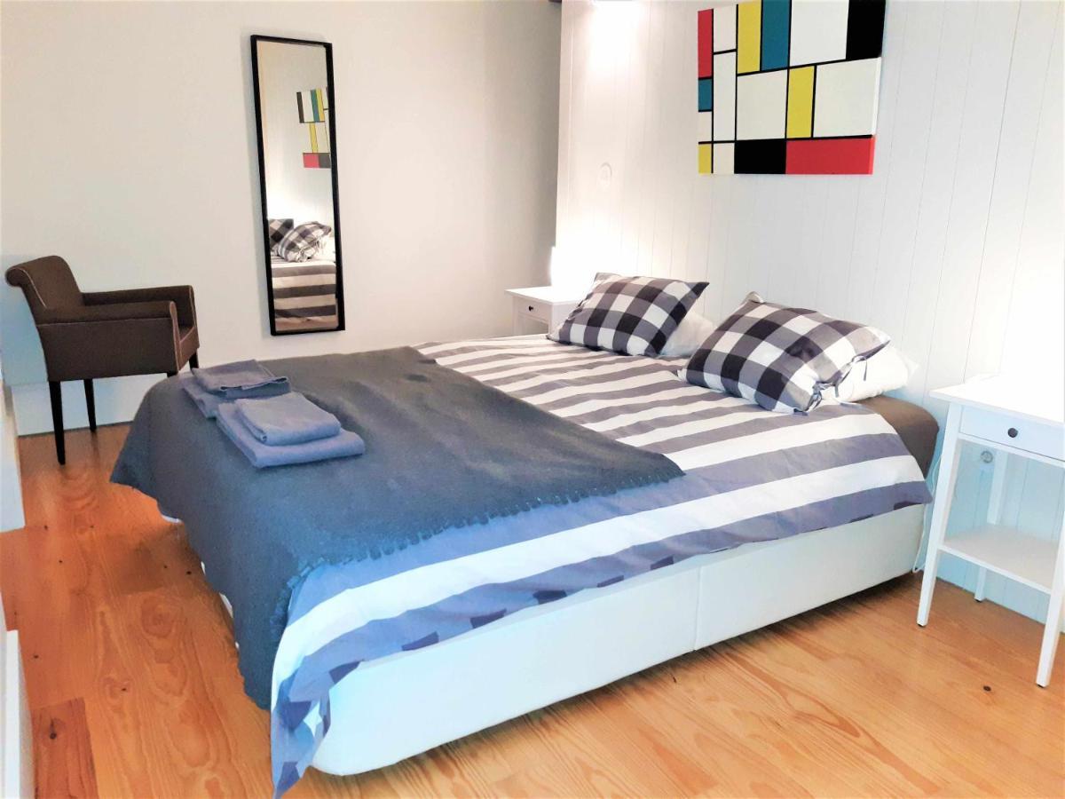 Oporto Delight 1 Luxury Apartment In Historic Center With Balcony Max 4 P Ngoại thất bức ảnh