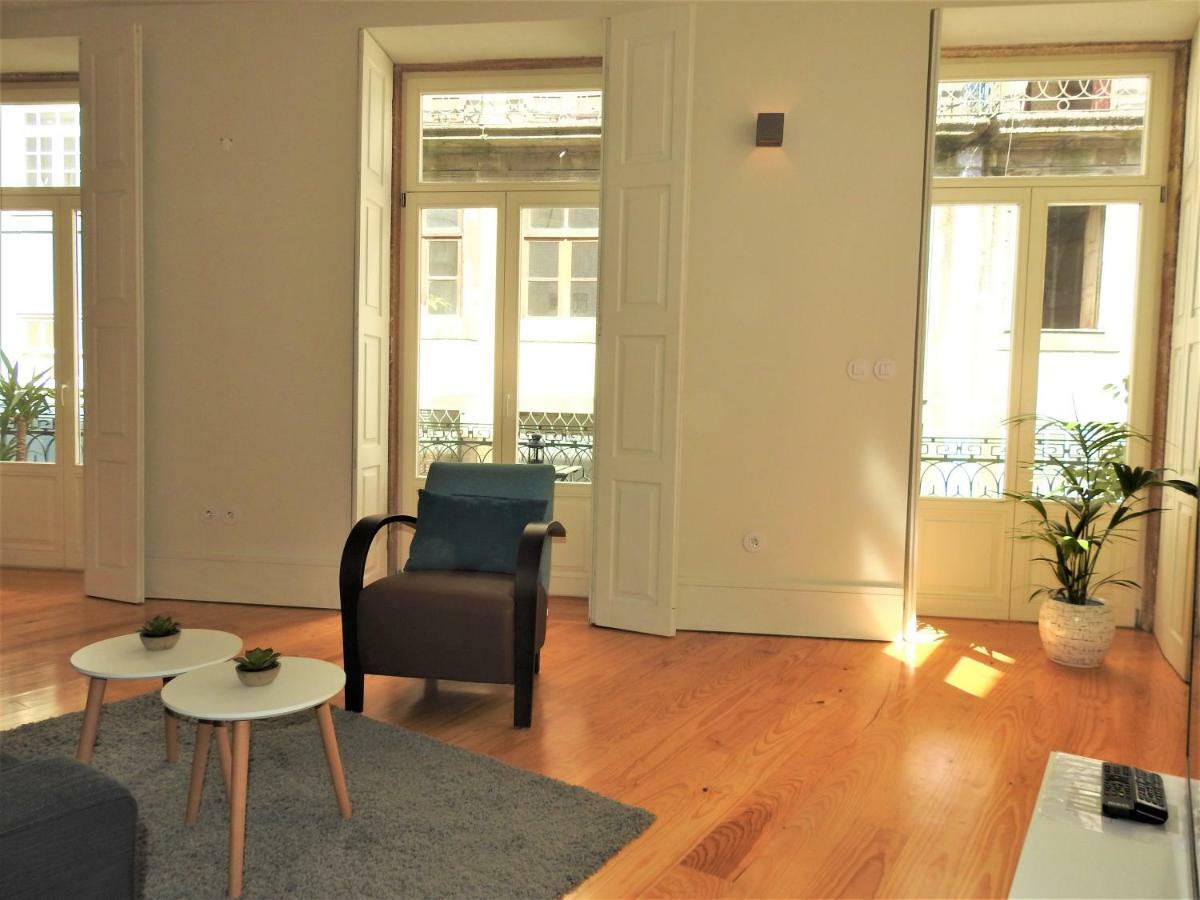 Oporto Delight 1 Luxury Apartment In Historic Center With Balcony Max 4 P Ngoại thất bức ảnh